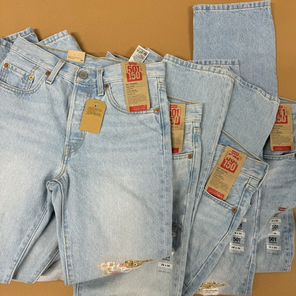 💐HOST PICK! LEVIS 501 150th ANNIVERSARY JEANS - Picture 7 of 11